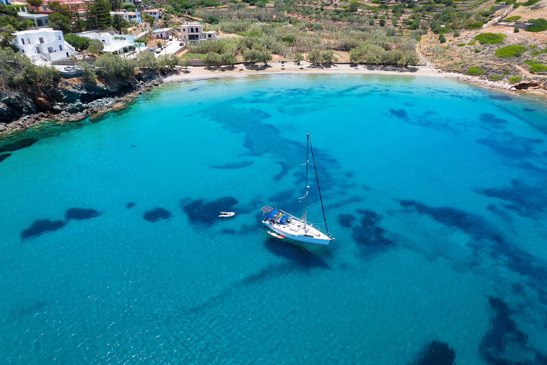 Παραλίες για να επισκεφθείτε στη Σύρο